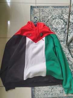 (Category: ) located in . Submitted by omar.co (Listing ID 1467385161, Image 1). Description: .