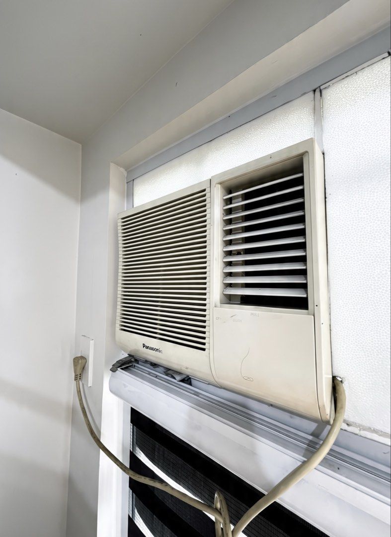 PANASONIC 1 HP AIRCONDITIONER (Category: Air Conditioning and Heating) located in Quezon City. Submitted by cj.bonifacio (Listing ID 1467501526, Image 3). Description: PANASONIC 1HP AIRCONDITIONER ‼️ MOVING OUT RUSH SALE ✅ 1 HP Perfect for 18-25 sqm ✅ No issues at all ✅ Perfect for studio condominium ✅ Newly cleaned ✅ Bought in Abenson last Nov 2025 ✅ RFS: Moving out ₱3,990 ONLY!! Delivery via Lalamove anywhere in Luzon .