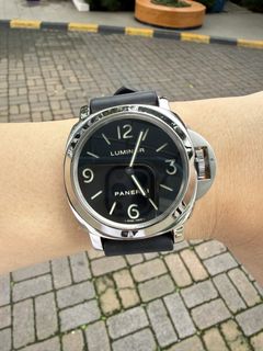 (Category: ) located in . Submitted by ninety_one_timepiece (Listing ID 1467377205, Image 1). Description: .