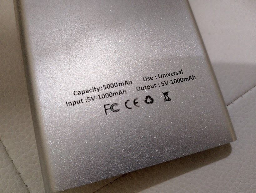 Pc express 5000mAh Power Bank (Category: Batteries & Power Banks) located in Quezon City. Submitted by susmaryosep1 (Listing ID 1467499540, Image 2). Description: Pc express 5000mAh Power Bank - Silver color - Universal use with USB and Micro USB ports - Input: 5V-1000mAh - Output: 5V-1000mAh - Built-in indicator lights - Power button for easy control 500.