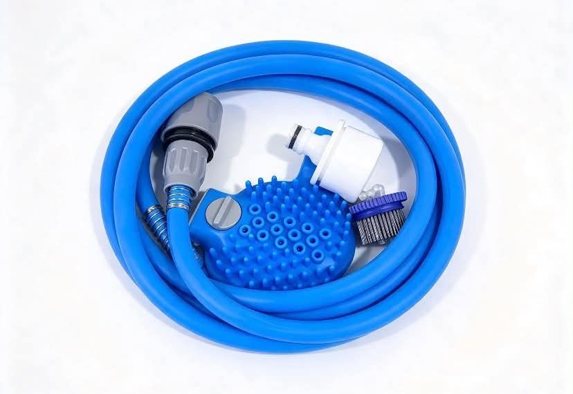 Pet Bath tool (Category: Homes & Other Pet Accessories) located in Manila. Submitted by yzlshop (Listing ID 1467521985, Image 1). Description: .