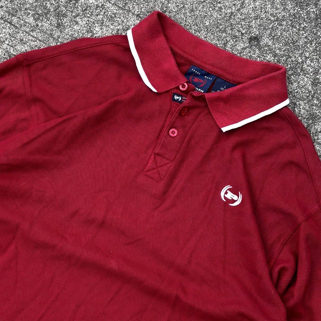 Phat Farm Polo Longsleeve (Category: Tshirts & Polo Shirts ) located in Malabon City. Submitted by colemi000 (Listing ID 1467491143, Image 2). Description: Phat Farm Polo Longsleeve Size Large ColorR 10/10 Dimes 21.5W 25.5L 21Slve Needwash -Limit your expectation,the item are thrifted. Please be noted. that shipping fee is not included malabon location! 💸.