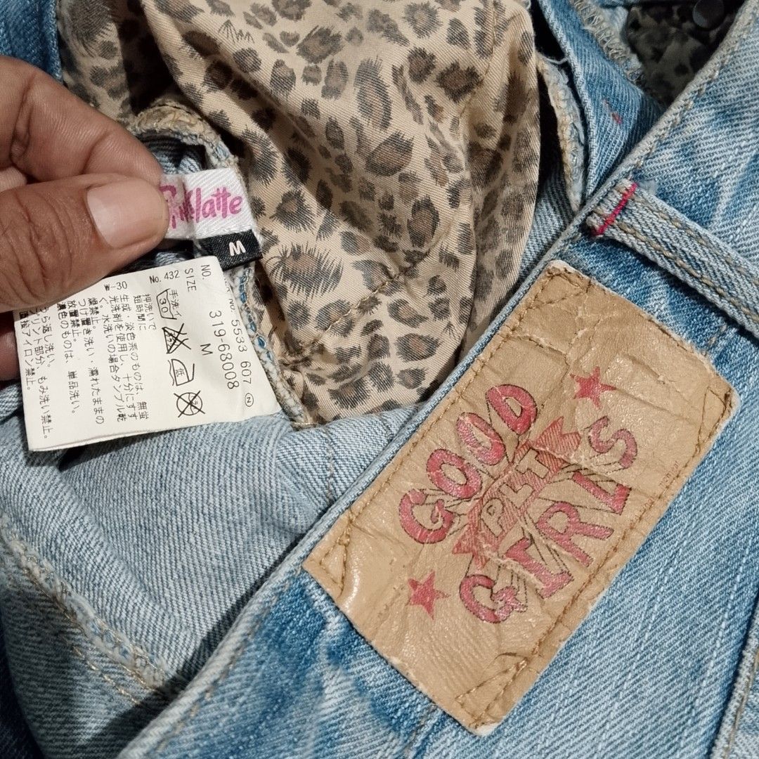 Pink Latte (Category: Jeans) located in Davao. Submitted by outdatedfinds (Listing ID 1467408019, Image 3). Description: For Sale Po Pink Latte Denim Pants Size M on Tag fits 30-31 Length 41 Hem 7.5 Very Good Condition 580 plus sf Hmu f interested Davao City Location .