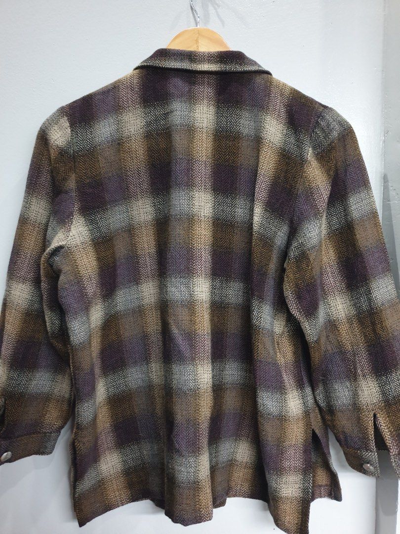 plaid /checkered button-front jacket (Category: Coats, Jackets and Outerwear) located in Calamba. Submitted by mimabuy (Listing ID 1467382285, Image 3). Description: Never worn this but it’s really pretty Best fit for medium frames .