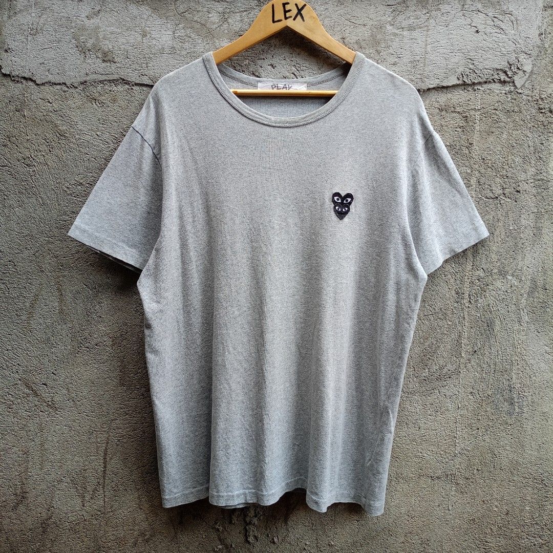 PLAY CDG (Category: Formal Shirts) located in Koronadal. Submitted by thriflex.29 (Listing ID 1467478979, Image 1). Description: PL*Y♥️ CDG Size: Large To XL Measurements: Width 23 Length 29 Condition: 9/10 - Excellent Colorate: 9/10 No Issue Mine: 350.