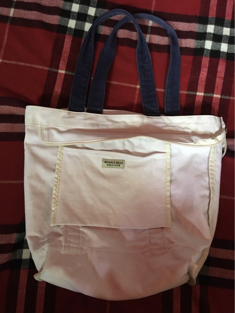 pm.sure buyer (Category: Tote Bags) located in Baguio. Submitted by m1ctess_1_2 (Listing ID 1467424293, Image 3). Description: Ukay source canvass material makapal,color rate 10/9.5 walang kupas,dimes Lenght 16,width 17 inches with zipper..