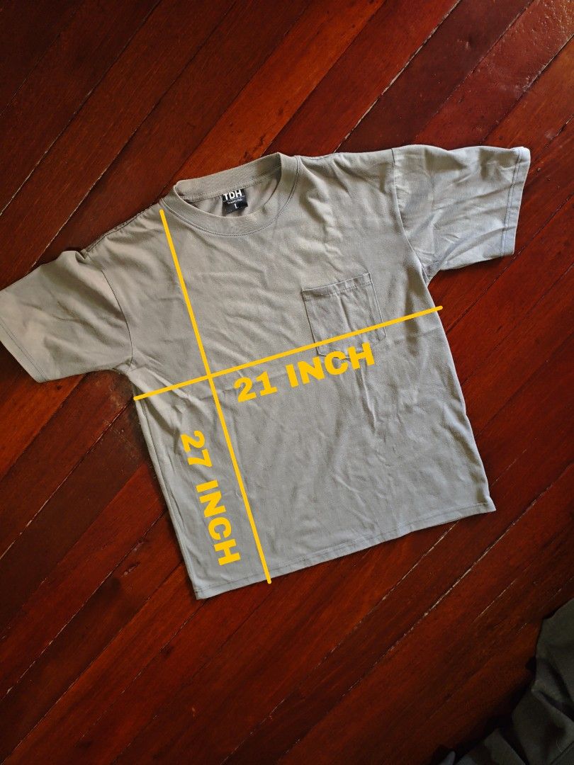 POCKET SHIRTS (Category: Tshirts & Polo Shirts ) located in Manila. Submitted by xoien (Listing ID 1467474508, Image 3). Description: POCKET SHIRTS condition; 8/10 size; large color; gray, blue, apricot ⏹️PRICE; 250 (3pcs na yan) 🟡with front pocket 🟡goods pang daily 🟡used but not abused 🟡color may be varie due lightning 🟡UGALIIN BASAHIN ANG BUONG DETAILS WAG MASYADO EXCITED 🟡NO RETURN POLICY UNA HND AKO MALL/ONLINESHOP ETC. AND ALL DETAILS 