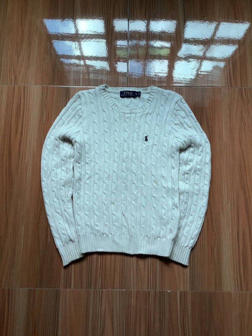 Polo Ralph Lauren Cable-knit Sweater (Category: Luxury Apparel) located in Canaman. Submitted by stayhypethrifted (Listing ID 1467483430, Image 1). Description: .