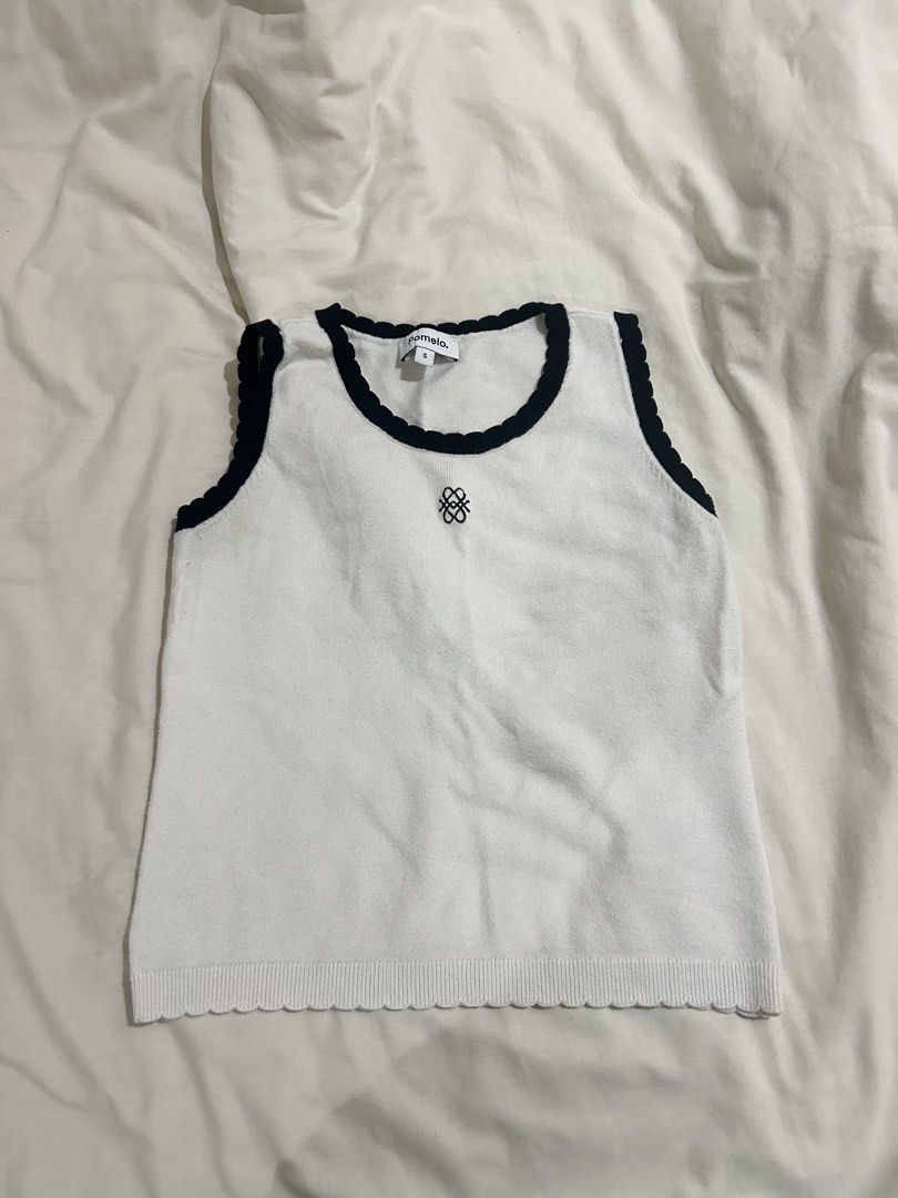 Pomelo Embroidered Logo Knit Top in White (Category: Sleeveless) located in Cavite. Submitted by lj.collection (Listing ID 1467407993, Image 1). Description: ✦ Best fits XS-S ✦ Got for ₱1,500 in Pomelo, Glorietta ✦ Worn twice only! ✦ Original piece, slightly negotiable.