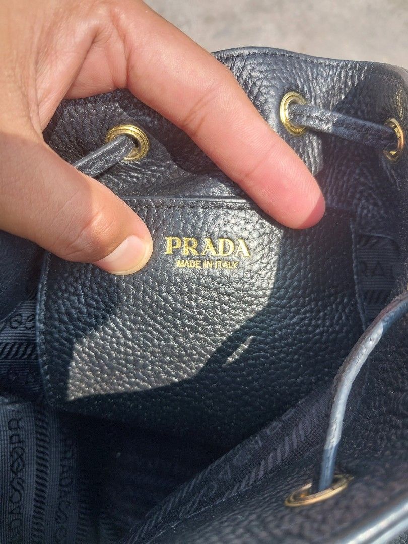 Prada black grainy leather bucket bag (Category: Luxury Bags & Wallets) located in Polomolok. Submitted by warmfire.3185dd (Listing ID 1467400519, Image 2). Description: .