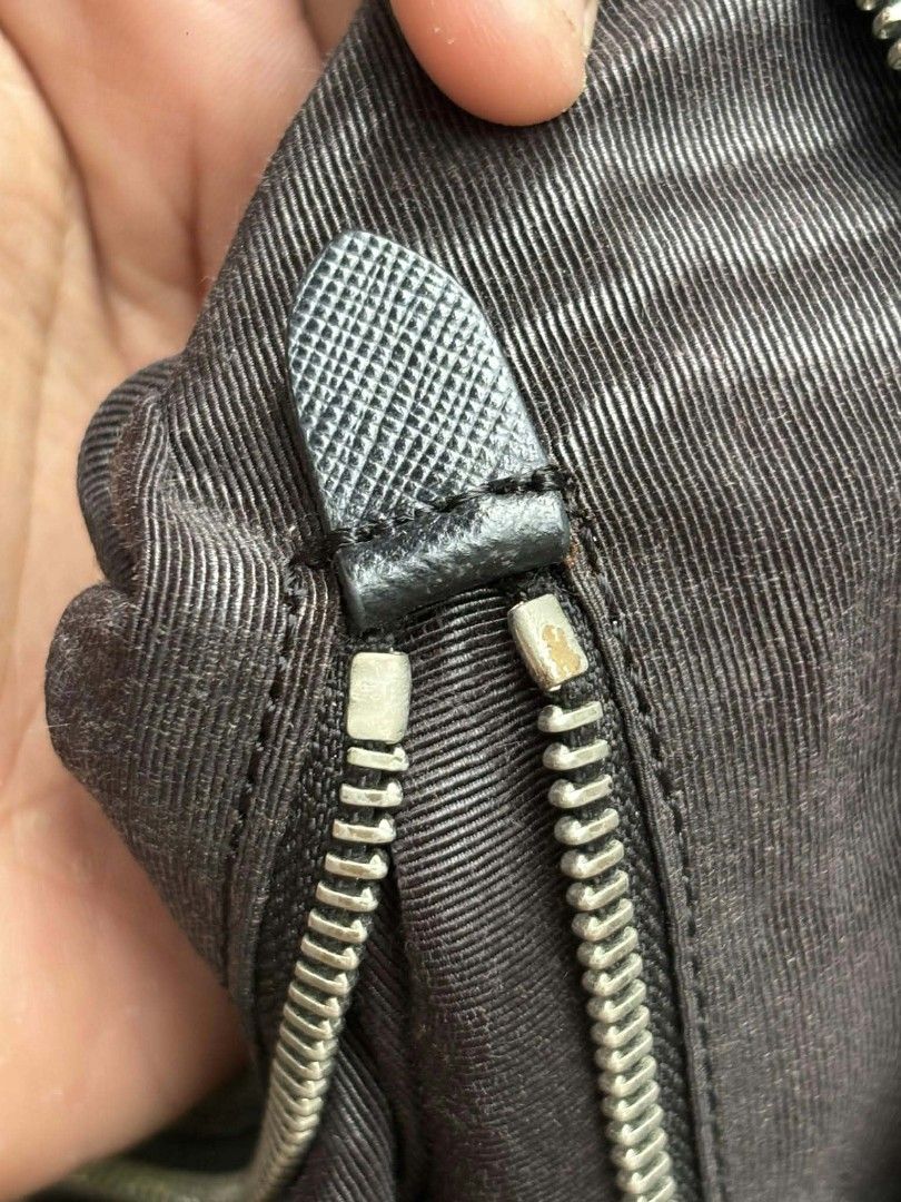 Prada Tote Bag (Category: Luxury Bags & Wallets) located in Manila. Submitted by ronmarbeni45920 (Listing ID 1467508119, Image 3). Description: Rank AB No issue Authentic -7500 Shipped.