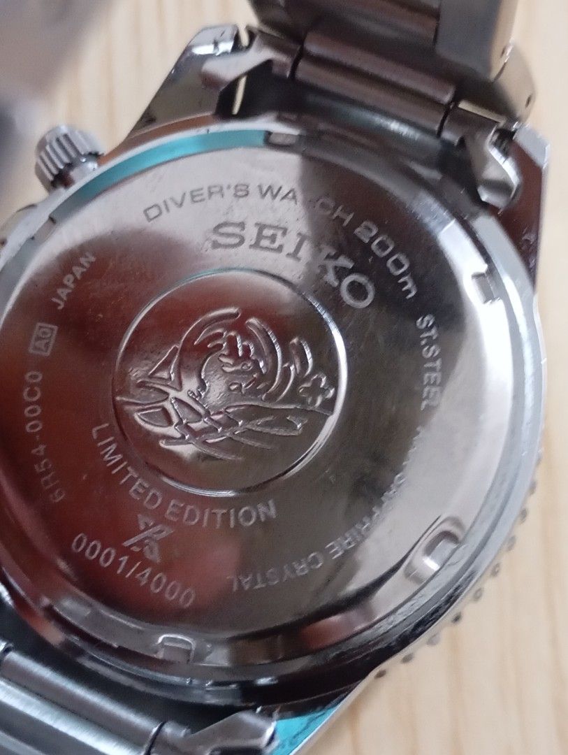 Prospex (Category: Men's Watches) located in Las Pinas. Submitted by quick_deals_great_finds2 (Listing ID 1467382621, Image 3). Description: Quartz with auto seconds 42mm large fits wrist 7. 2 Good working condition Chrono dials buttons working.