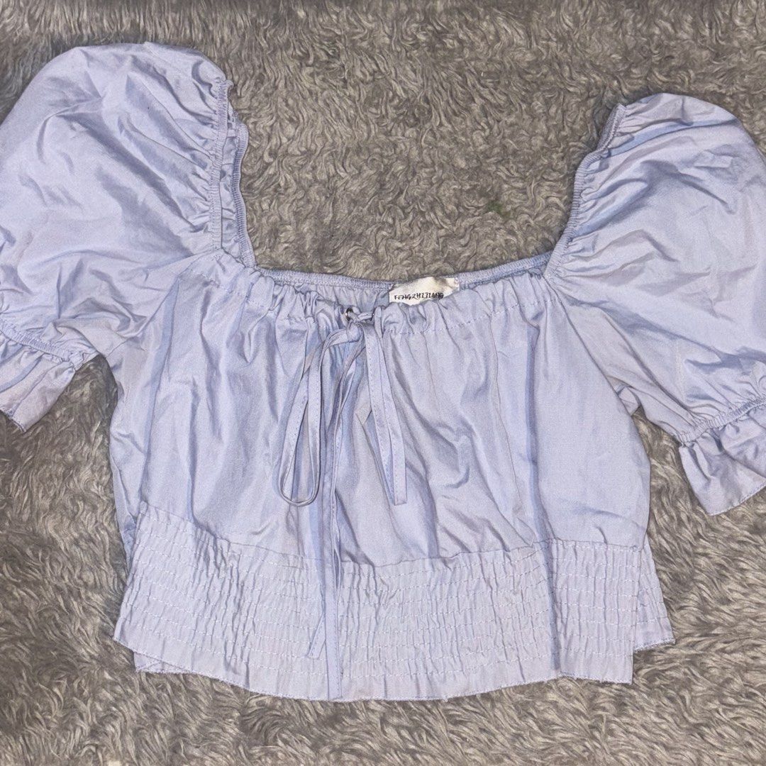 Puff sleeves (Category: Blouses) located in Mandaluyong City. Submitted by cinnamonstreet.ph (Listing ID 1467399749, Image 1). Description: Best fit m to l Please check photos for reference Note: No when worn, too big for me Location: Mandaluyong MOP: Maya Delivery: Grab or Lalamove #Bershka #Zara #Mango #HM #Pullandbear.
