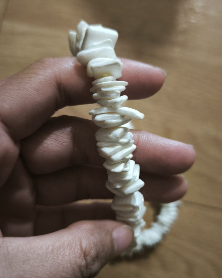 Puka shell necklace (Category: Necklaces) located in Manila. Submitted by wearforce (Listing ID 1467512837, Image 2). Description: Puka shell necklace brand new no issues 250 + sf.