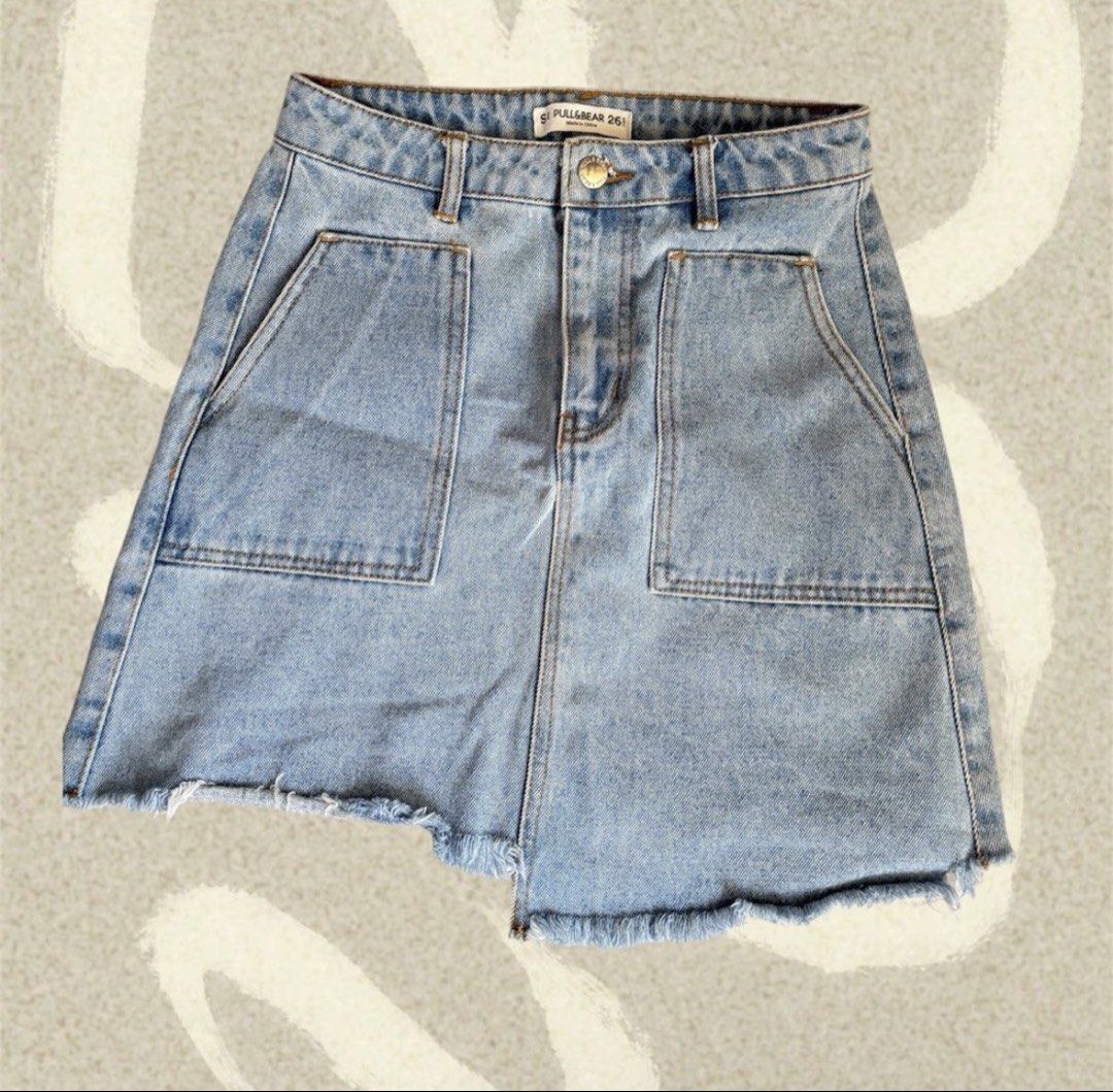 PULL&BEAR DENIM SKIRT (Category: Skirts) located in Subic. Submitted by shop.solana (Listing ID 1467476755, Image 1). Description: Small - Size 26 on tag.
