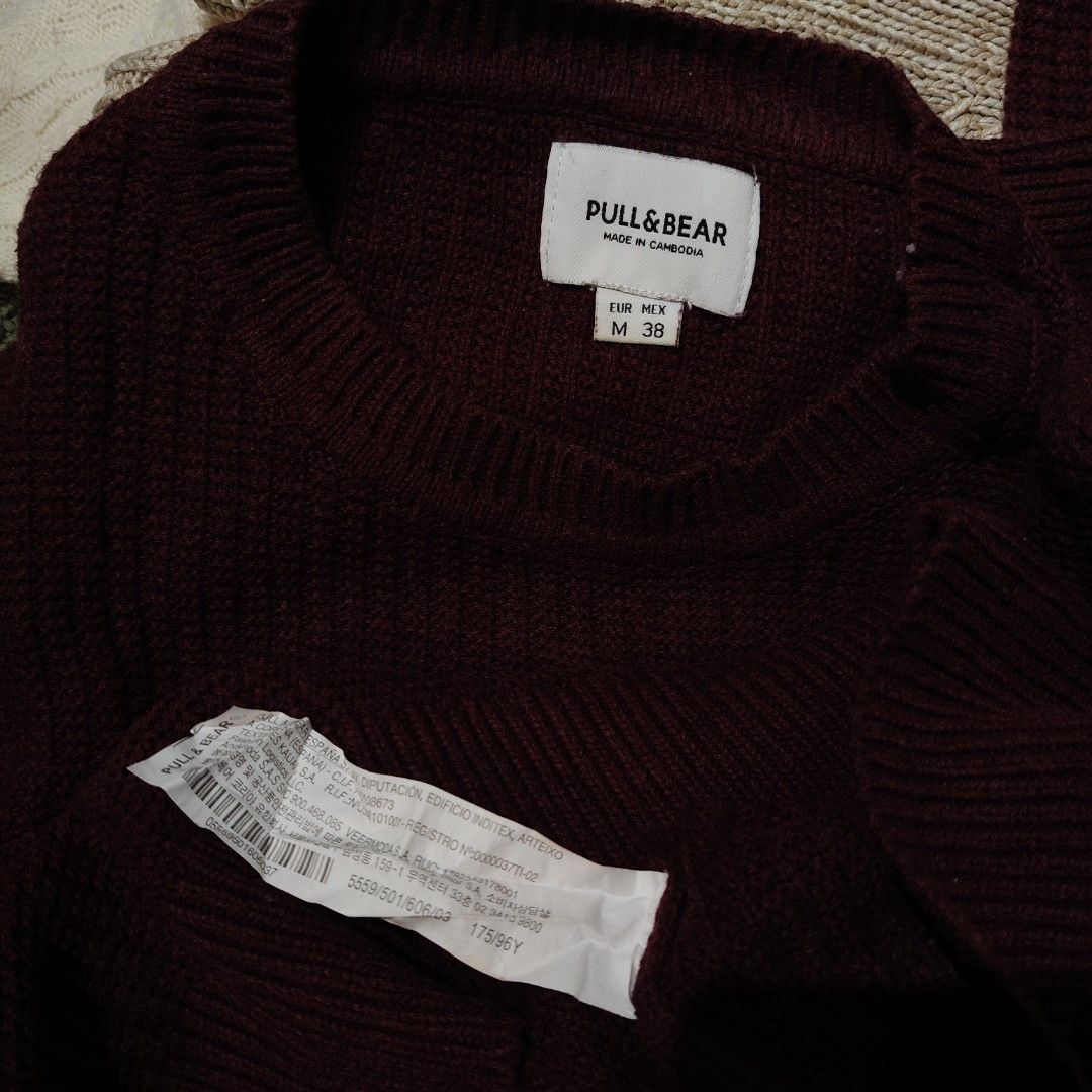 Pull&Bear Maroon Knit Sweater Freesize Likenew (Category: Coats, Jackets and Outerwear) located in Bulacan. Submitted by alyssarys (Listing ID 1467502432, Image 2). Description: personal used •authentic from Eur No issues Pull&Bear maroon knit sweater, size M 38. Crew neck style with long sleeves, made in Cambodia. Laid flat measurements: length 26 inches, width 17 inches, armhole 8 inches. Non-stretch fabric, premium imported material. No issues