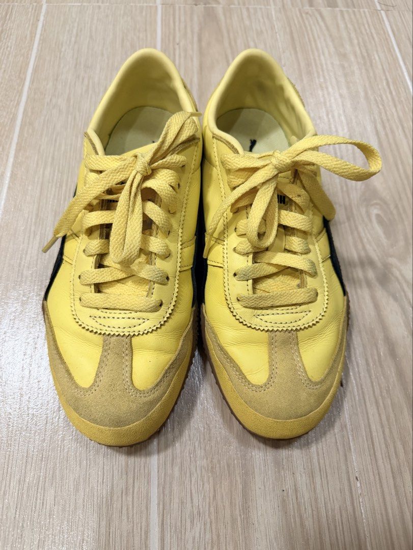 PUMA Bella UT Leather (Category: Sneakers) located in Manila. Submitted by aemax.cgtrading (Listing ID 1467519342, Image 3). Description: Pale Lemon , Black Size US 7.5.