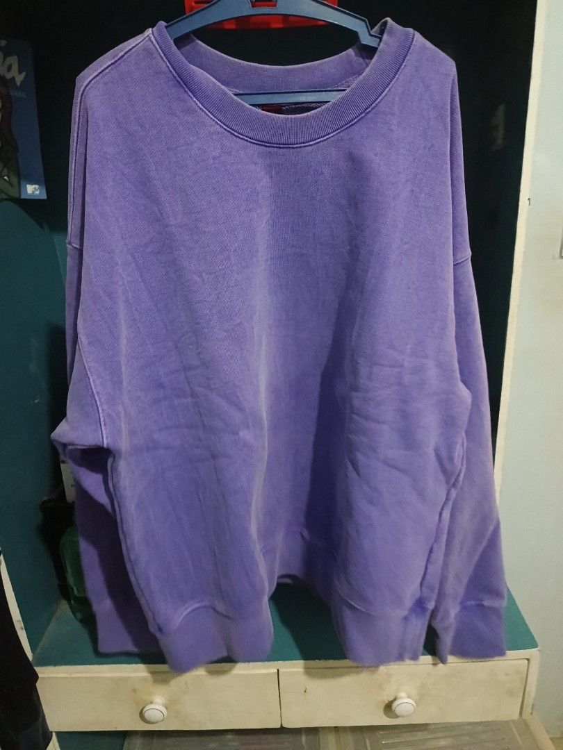 Purple Sweatshirt A-10-Row (Category: Coats, Jackets and Outerwear) located in General Santos City (Dadiangas). Submitted by sejix (Listing ID 1467600455, Image 1). Description: - Brand: Attentionrow (2017-2018 "4:44" concept) - Color: Purple with a cool heavy wash look - Material: Thick, premium cotton for a cozy, relaxed fit - Details: Ribbed collar, cuffs, and hem; red inner collar tag with text branding - Back Design: Large white patch featur