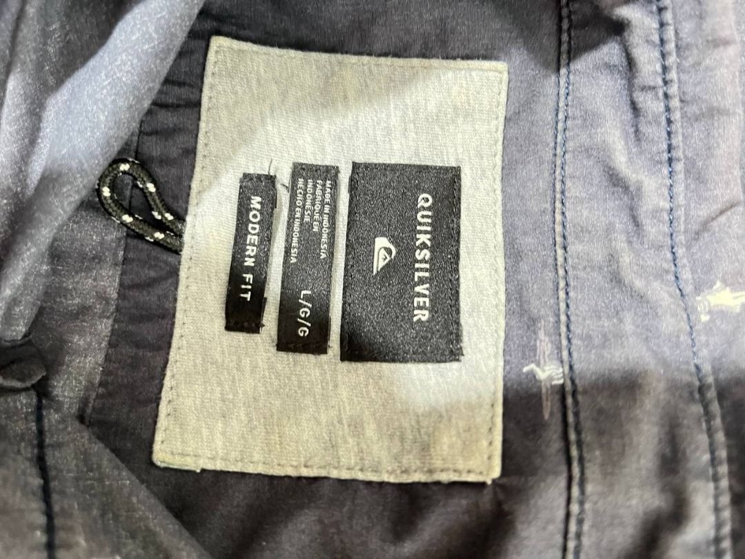 Quiksilver Button Down Polo (Category: Tshirts & Polo Shirts ) located in Naga. Submitted by noicechoice.ph (Listing ID 1467372113, Image 2). Description: Quiksilver Button Down Polo Size L P200.