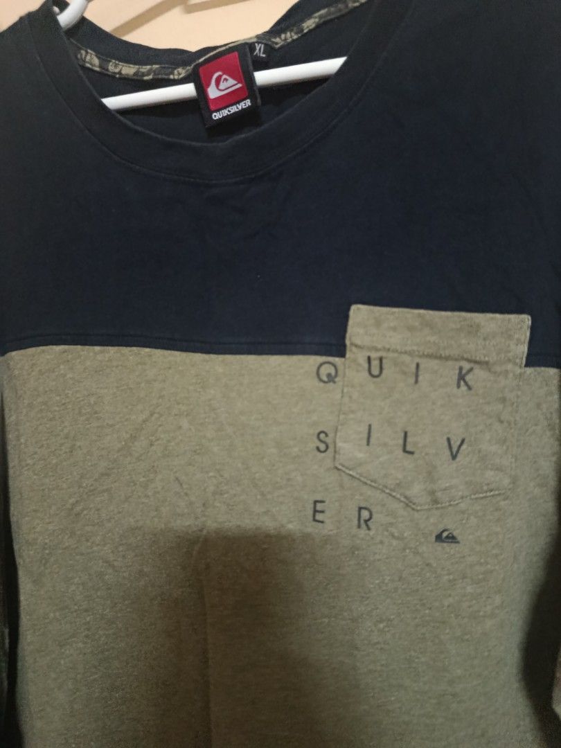 Quiksilver Two-Tone Long Sleeve Pocket Tee (Category: Tshirts & Polo Shirts ) located in Quezon City. Submitted by eldridge12 (Listing ID 1460946236, Image 2). Description: need wash! color: 10/10 condition: 10/10 mop: gcash/maya/maribank +sf! pm for dimes.