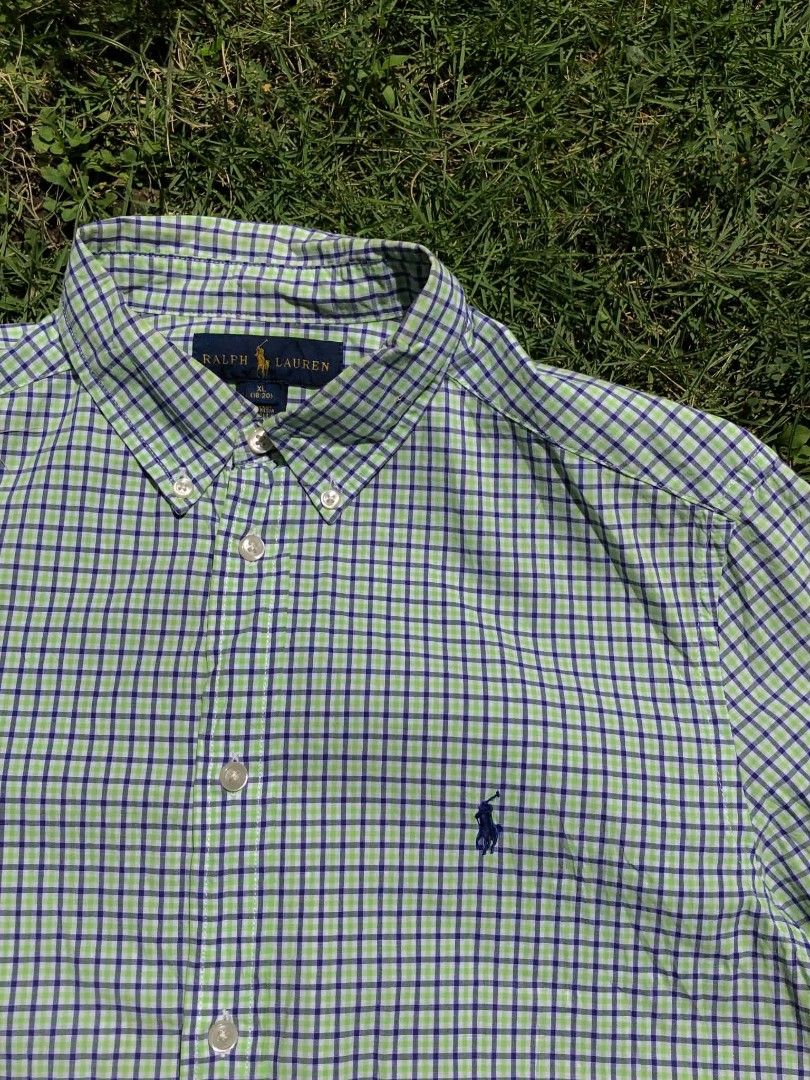 Ralph Lauren Button Down (Category: Tshirts & Polo Shirts ) located in Manila. Submitted by lumang__gamit00 (Listing ID 1467550146, Image 2). Description: Ralph Lauren Button Down Size: Medium Width: 20 Length 27 Excellent Condition No issue.