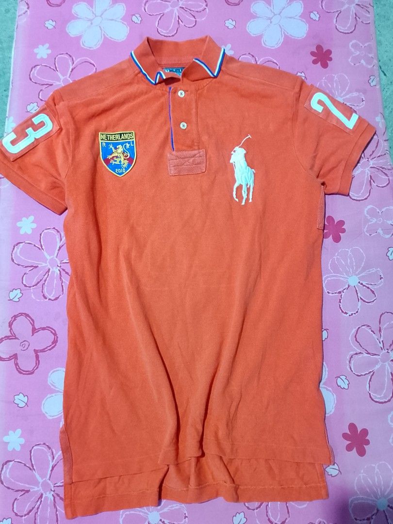 Ralph Lauren Country polo (Category: Luxury Apparel) located in Iloilo. Submitted by janillthrifted (Listing ID 1467477719, Image 1). Description: .