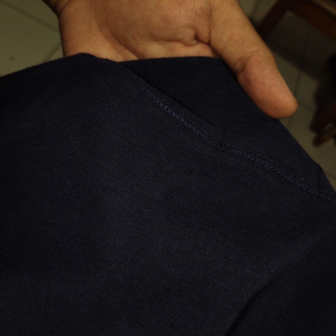 RALPH LAUREN NAVY BLUE QZIP (Category: Formal Shirts) located in Victorias. Submitted by purelion-6f41 (Listing ID 1467479532, Image 2). Description: CHECK PIC FOR ISSUE DM FOR MORE DETAILS 📩.