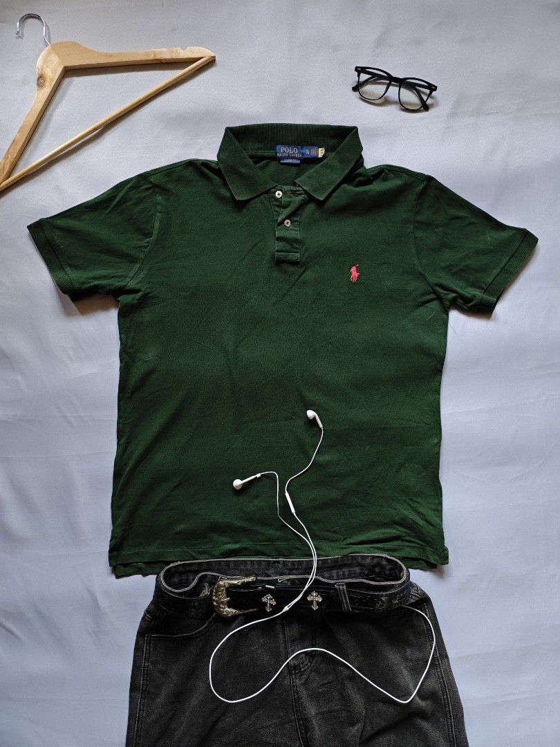Ralph Lauren polo (Category: Tshirts & Polo Shirts ) located in Cabuyao City. Submitted by grand_vault (Listing ID 1467419317, Image 1). Description: Size: L Width: 22.5 Length: 27 Condition: 10/10 Color rate: 10/10 Issue: none.