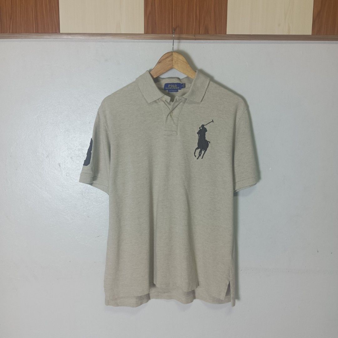 Ralph Lauren Polo Shirt (Category: Tshirts & Polo Shirts ) located in Marawi City. Submitted by rajieeee (Listing ID 1467523725, Image 1). Description: Excellent Condition Color rate 9.8/10 21 by 27 back 28 No issue.