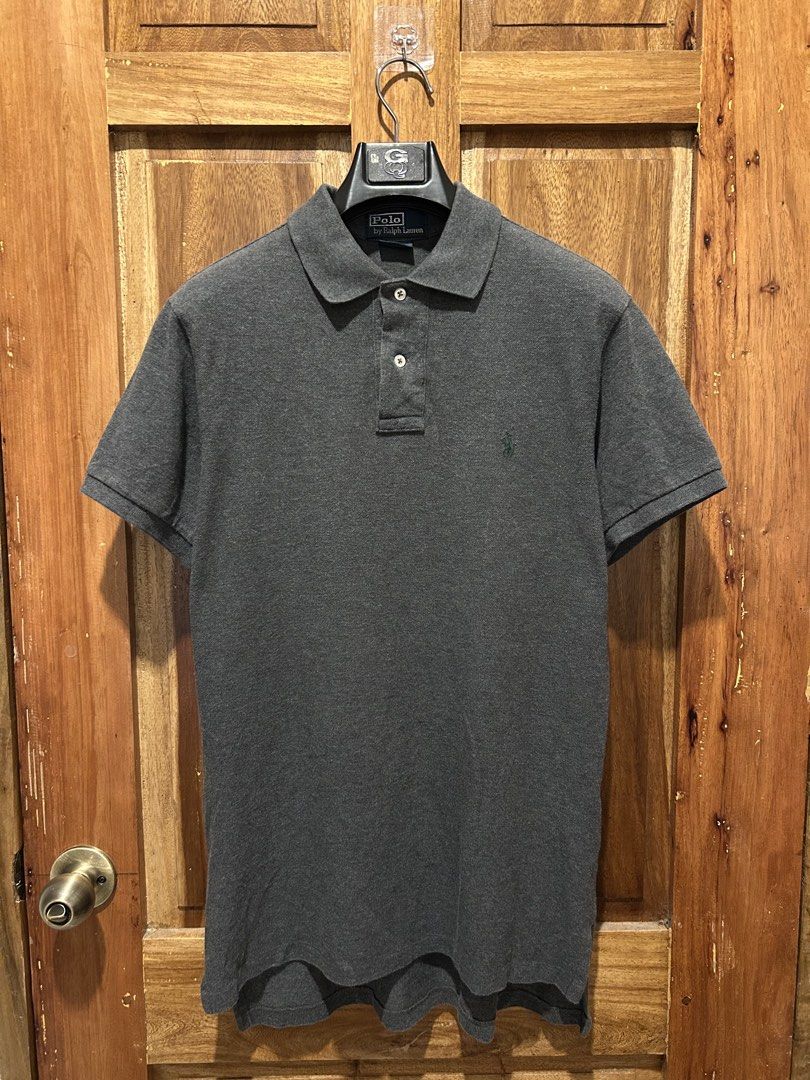 RALPH LAUREN POLO SHIRT (AUTHENTIC) (Category: Tshirts & Polo Shirts ) located in Talakag. Submitted by heisenberg_0712 (Listing ID 1467526444, Image 1). Description: FLAWLESS LIKE NEW 10/10 19.5 width 27-29 length (29 back).