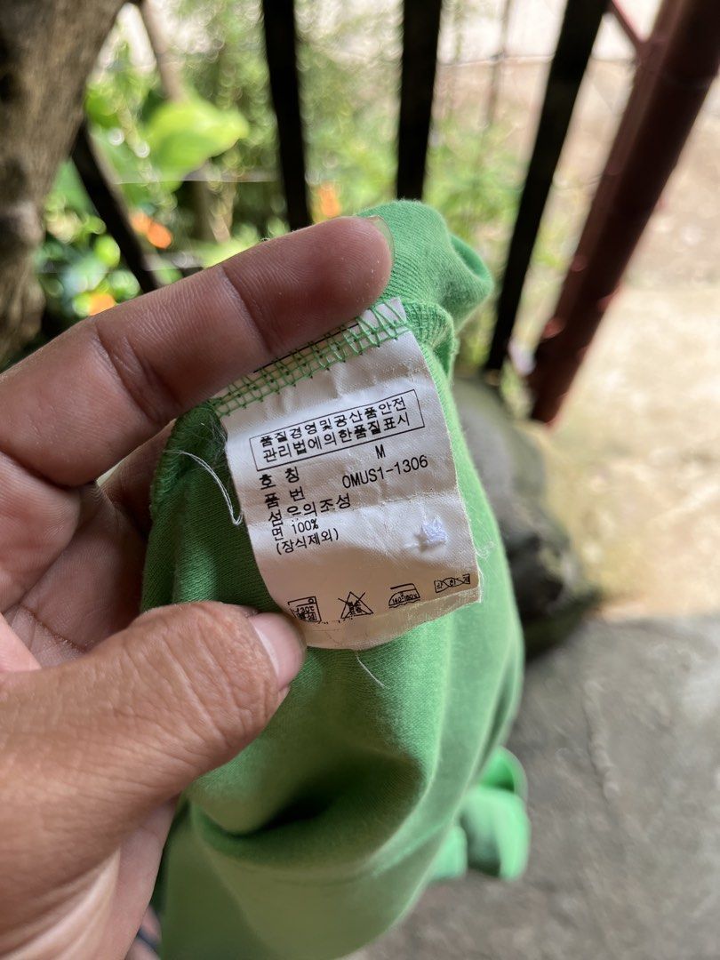 Ralph Lauren poloshirt (Category: Tshirts & Polo Shirts ) located in Manila. Submitted by hype_caps_apparel_official (Listing ID 1467390102, Image 3). Description: Fs 450 free ship✅📩 Rl green SizeM 20.5x29 No issue.