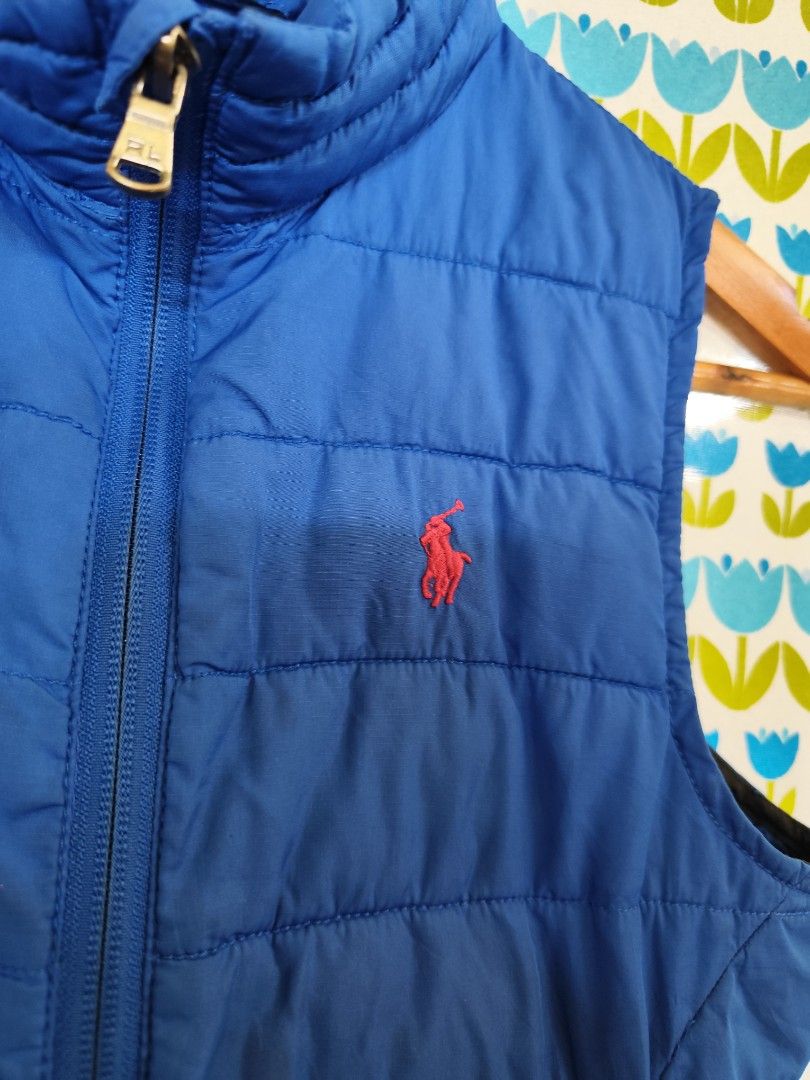 Ralph Lauren Vest 🔥 (Category: Babies & Kids Fashion) located in Tabaco. Submitted by thrifttobecool (Listing ID 1467525455, Image 3). Description: Very Good Condition 💯 9.6/10 Color Rate 💯 15 Width 📌 20 Length 📌 Good for 4-7 y/o ✅ need wash 📌 250 ✅ + sf 📌 Location Bicol ✅.