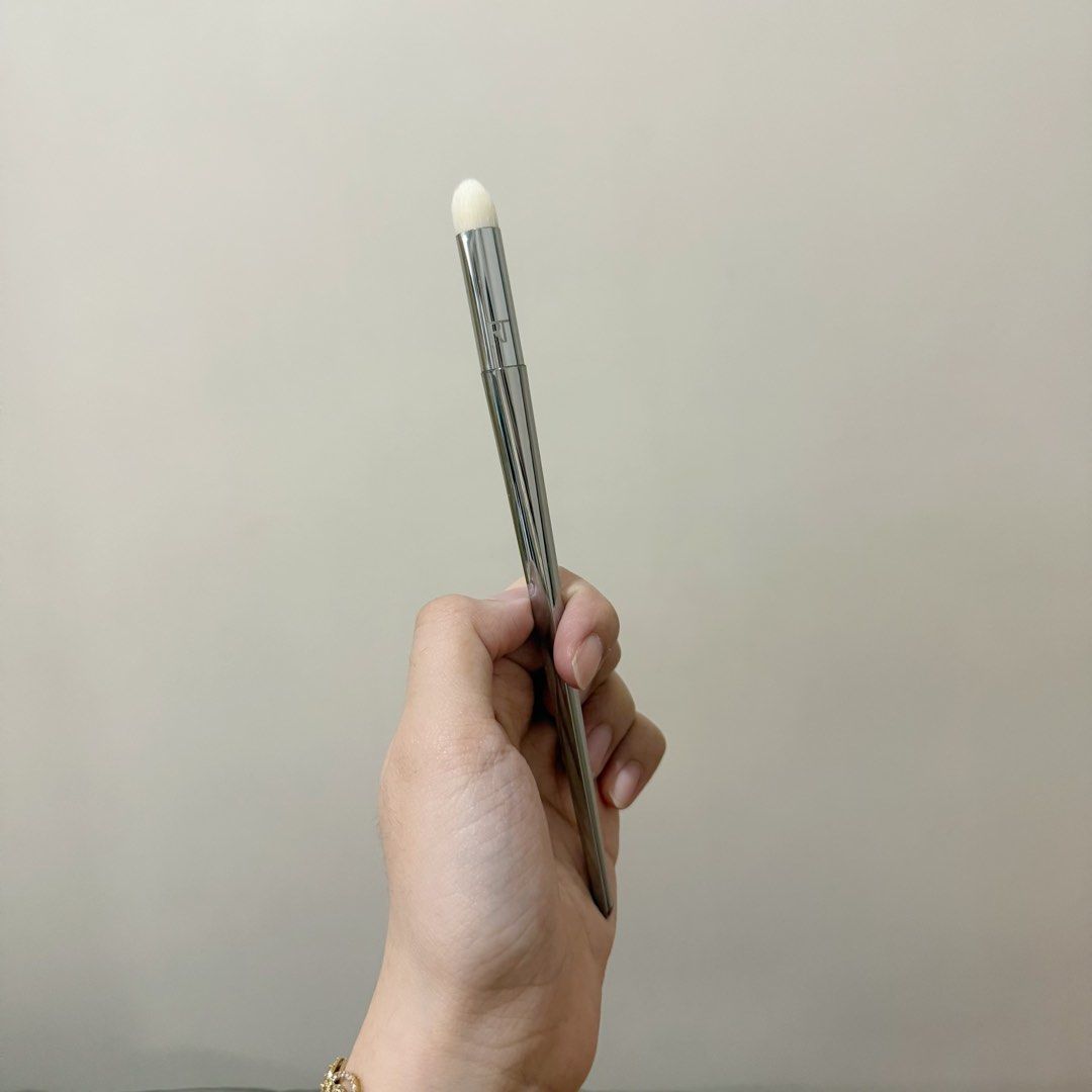Real Techniques Bold Metals Collection 201 Pointed Crease Brush, (Category: Makeup) located in Marikina City. Submitted by lovegoeson (Listing ID 1467424246, Image 3). Description: - Brand: Real Techniques - Type: Eye blending brush - Design: Sleek silver metal handle with soft synthetic bristles - Condition: Clean, well-maintained, and bristles are fully intact - Perfect for precise eyeshadow application and easy blending - Compact size, ideal f