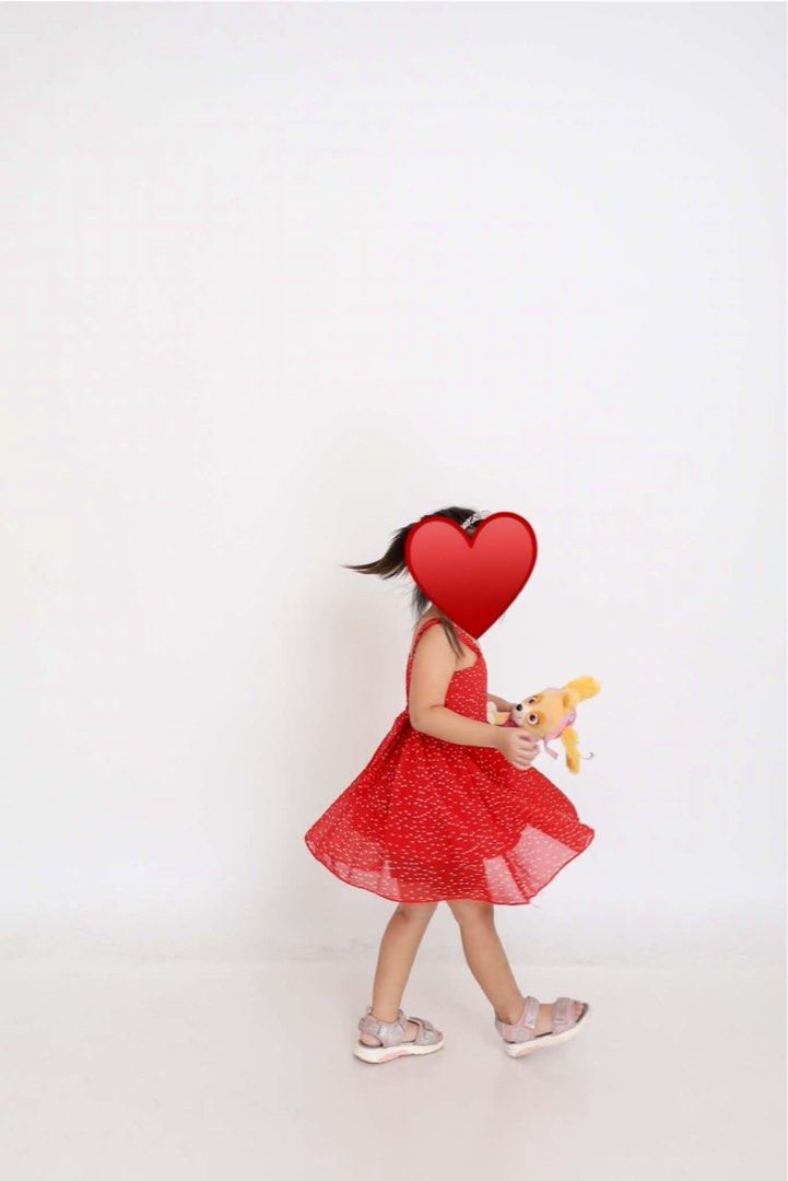 Red sleeveless dress (white polka dots) (Category: Babies & Kids Fashion) located in Las Pinas. Submitted by littlekailaph (Listing ID 1467516213, Image 2). Description: Red sleeveless dress with mini white polka dots. Perfect for casual events. My daughter’s age in the picture is 4 years old. So mag fit po siya hanggang 4 years ni baby girl niyo. Slim po siya. ♥️.