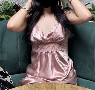 (Category: ) located in . Submitted by rinhercloset (Listing ID 1463212614, Image 1). Description: .