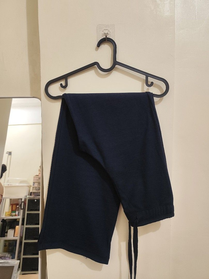 Ribbed knit harper pants (Category: Other Bottoms) located in Manila. Submitted by deguzmanni82562 (Listing ID 1467506996, Image 3). Description: - Set of 3 ribbed lounge pants (Beige, Dark Gray, Navy Blue) - Super soft and comfortable fabric for all-day wear - Elastic waistband with matching fabric drawstring tie - Trendy and relaxed wide-leg cut - waistline up to 36.