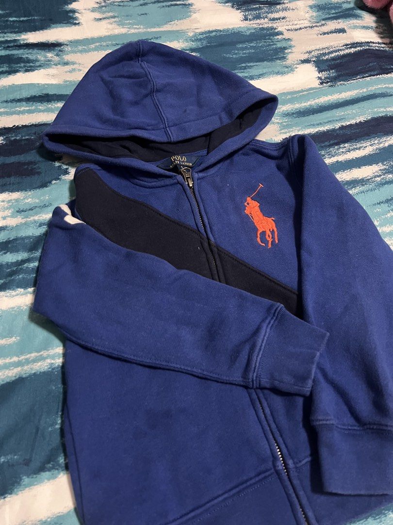 RL Kids Jacket / Hoodie (Category: Babies & Kids Fashion) located in Quezon City. Submitted by vice_president (Listing ID 1467456453, Image 2). Description: RL Jacket / Hoodie In good condition 9/10 Zippers in excellent condition Fleeced-lining instead Width: 14 inches Length: 17.5 inches best for 3-5 years old (but still depends on toddler’s body size).