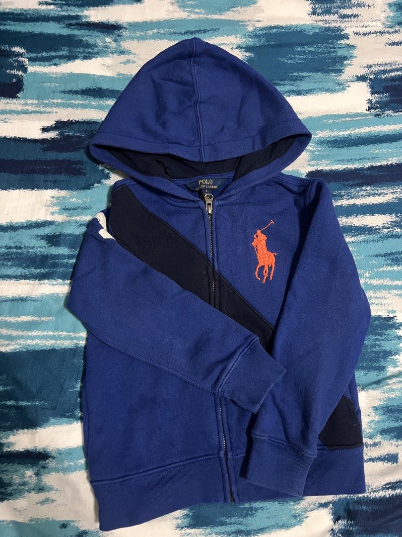 RL Kids Jacket / Hoodie (Category: Babies & Kids Fashion) located in Quezon City. Submitted by vice_president (Listing ID 1467456453, Image 1). Description: RL Jacket / Hoodie In good condition 9/10 Zippers in excellent condition Fleeced-lining instead Width: 14 inches Length: 17.5 inches best for 3-5 years old (but still depends on toddler’s body size).