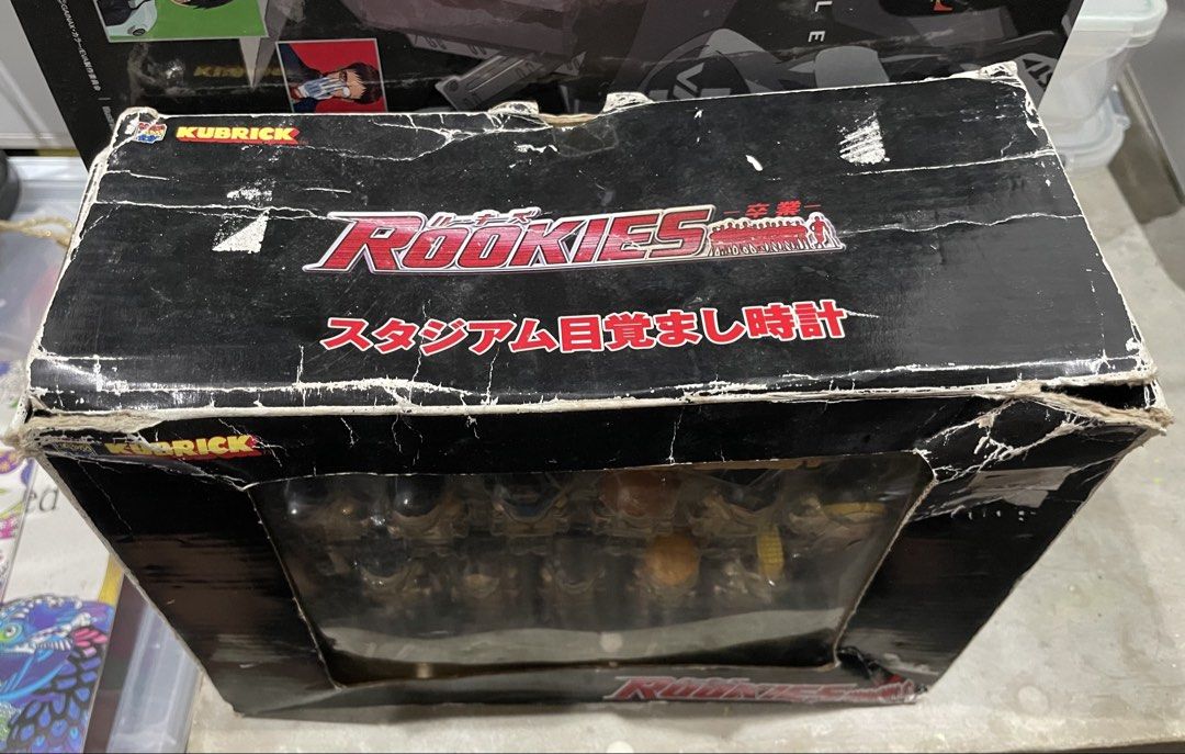 Rookies Kubricks (Category: Vintage Collectibles) located in Valenzuela. Submitted by _vintagecollector (Listing ID 1467546617, Image 2). Description: Complete rookies kubrick characters Yellowish of figures Damage box .