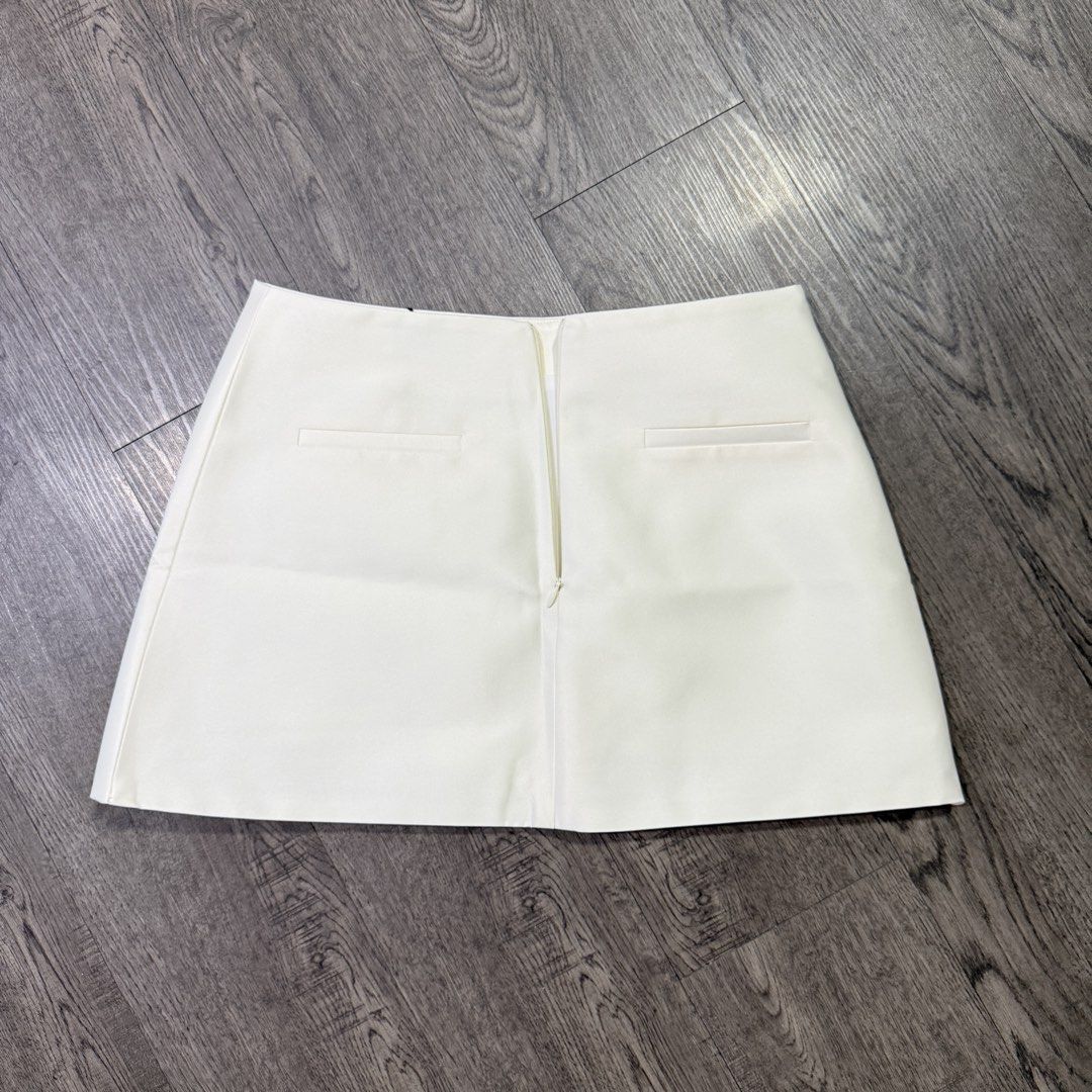 Rubies Dreamer Skort Cream (Category: Skirts) located in Quezon City. Submitted by matcharapp (Listing ID 1467462461, Image 2). Description: - Color: Cream - Size: Small (25-26) - Brand new with tags (BNWT), never worn - RFS: Loose on me, should’ve gotten the XS - Selling it the same price I got it..