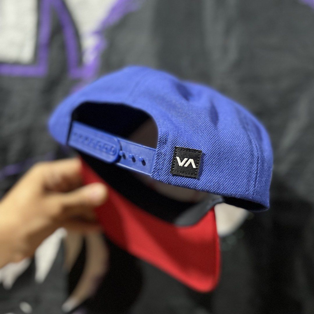 RVCA Commonwealth Snapback Hat (Category: Caps & Hats) located in Pandi. Submitted by 28hundreds (Listing ID 1467590984, Image 3). Description: RVCA Commonwealth Snapback Hat OSFA (one size fits all) as new condition 10/10, authentic see detailed pics to appreciate the piece thank you. - 880 +sf bulacan.