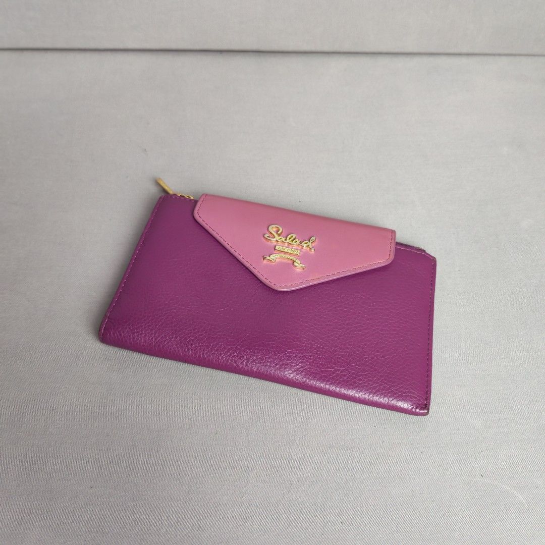 Salad Long Wallet (Category: Luxury Bags & Wallets) located in Baguio. Submitted by luxuryph2600_eric (Listing ID 1467513743, Image 1). Description: Salad Long Wallet DETAILS⬇️⬇️⬇️ 📌Rank A ( Excellent Condition) 📌Size Small Long 📌Color Rate 10/10 💰💰💰PRICE: 1500 FREESHIP 🐲LOCATION : Baguio City PRICE is negotiable just Send me your OFFER Shipping via JnT BOX BAG RANKING GUIDE: RANK SA - Good as new, without flaws or signs of use (mint or ex