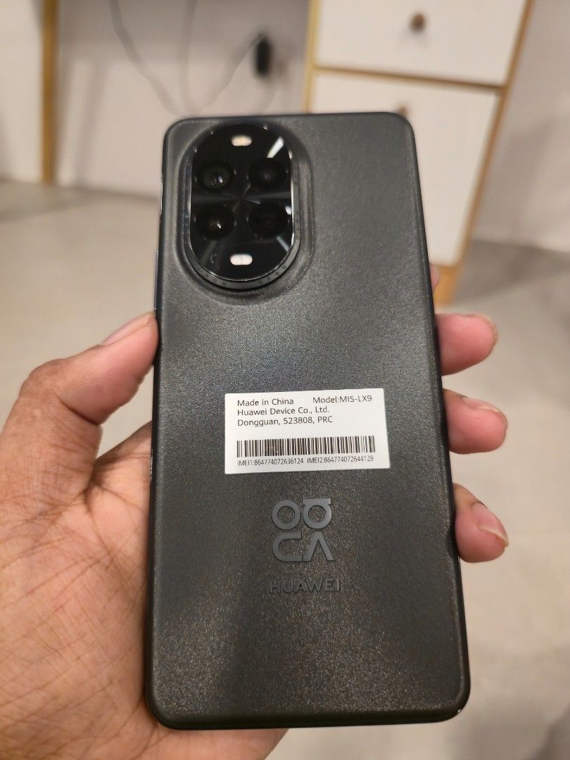 SALE OR SWAP (Category: Huawei) located in Angono. Submitted by cusay49ac06377 (Listing ID 1467544253, Image 3). Description: FOR SALE OR SWAP Huawei Nova 13 Pro 12gb ram 512gb rom Kirin 8000 100% battery health Malinaw camera COMPLETE; box,manuals,adaptor at cord lahat original. Naka balot pa po ang adaptor,actual picture po posted. Di gamit masyado gawa meron tablet for gaming. 15k last price. .