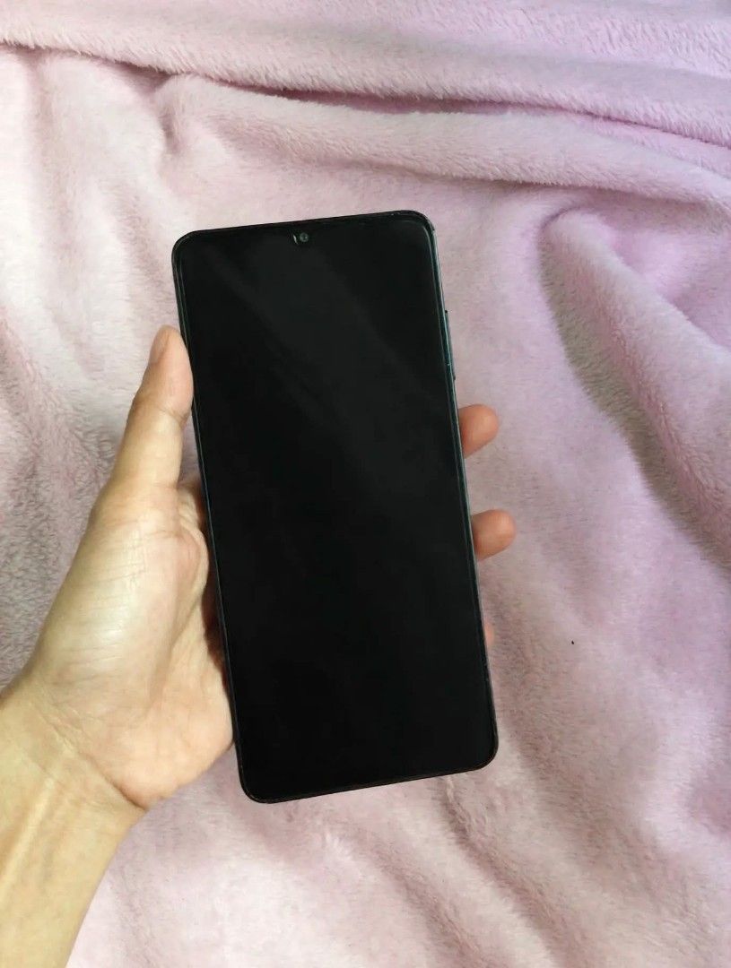 Samsung A06 (Category: Samsung) located in Manila. Submitted by matchaesthic (Listing ID 1467562805, Image 1). Description: Samsung A06 128 GB Clear both back and front cam with privacy screen protector, case, and charger Used 1 and 1/2 month rfs: I want to upgrade to a highest unit.