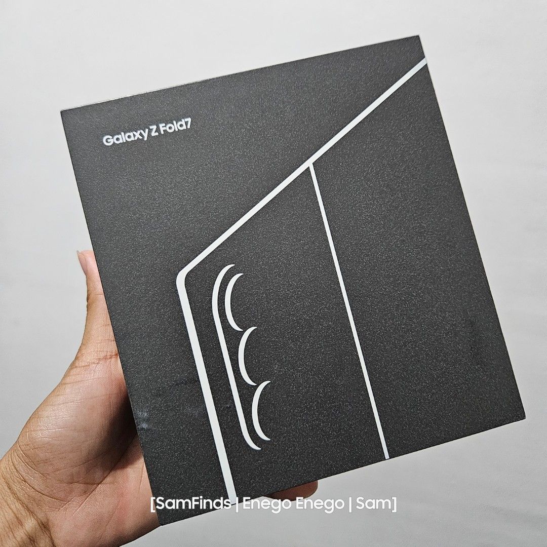 Samsung Fold 7 - 1TB - Taguig (Category: Samsung) located in Taguig. Submitted by smilecast33971 (Listing ID 1467602681, Image 1). Description: Samsung Fold 7 - 1 tera B - Taguig - 59,500 🔸️Location: Taguig 🔸️No swap 🔸️Can do LBC 🔸️Cash or online payment ✅️️12gb/1 TB storage ✅️️Dual sim / openline / NTC approved ✅️Original box ✅️️Original cord ✅️️Phone case 📍Gagamitin nalang po ⚠️Minimal case marks only, see pictures po. Performance not affe