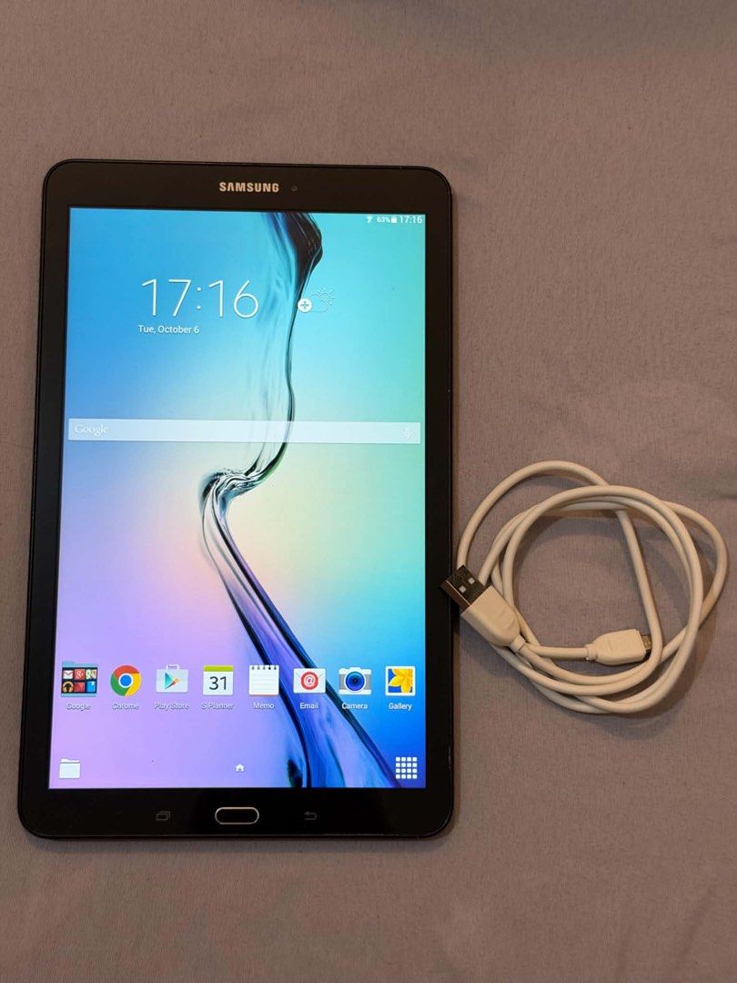 *Samsung Galaxy Tab E - SM-T560 - Metallic Black (Category: Android) located in Subic. Submitted by thrifters_23 (Listing ID 1467514301, Image 3). Description: For sale! *Samsung Galaxy Tab E - Metallic Black Model Number: - SM-T560 Condition: - preowned - lightly-used - tested & working - no functional issue - smooth performance - clean body & clear lcd display - 8 gb internal storage (can be upgraded via SD card) - comes with charger WYSIWYG ₱3