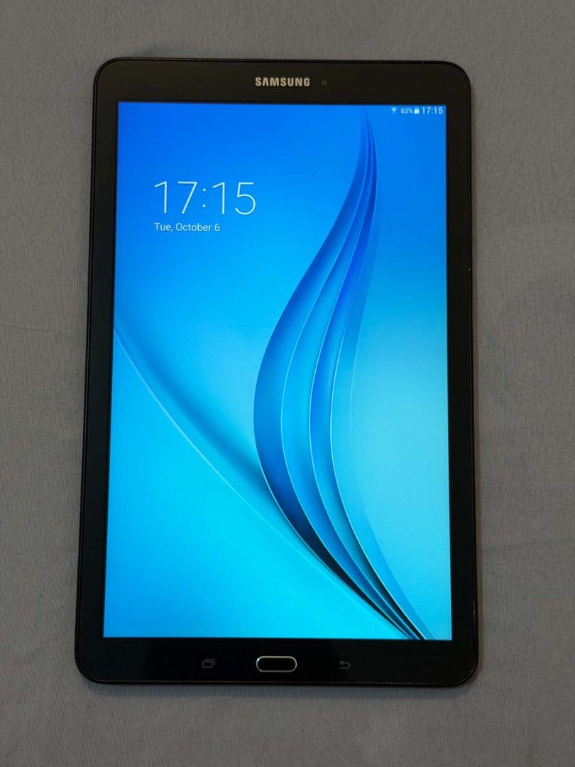 *Samsung Galaxy Tab E - SM-T560 - Metallic Black (Category: Android) located in Subic. Submitted by thrifters_23 (Listing ID 1467514301, Image 1). Description: For sale! *Samsung Galaxy Tab E - Metallic Black Model Number: - SM-T560 Condition: - preowned - lightly-used - tested & working - no functional issue - smooth performance - clean body & clear lcd display - 8 gb internal storage (can be upgraded via SD card) - comes with charger WYSIWYG ₱3