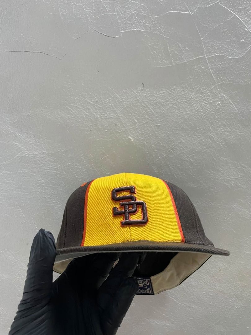 SAN DIEGO PADRES (Category: Caps & Hats) located in Caloocan City. Submitted by j3ngsanity (Listing ID 1467470061, Image 3). Description: SIZE 8 VINTAGE M&N ISSUE : NEED RESHAPE BRIM / 1 PEN HOLE.