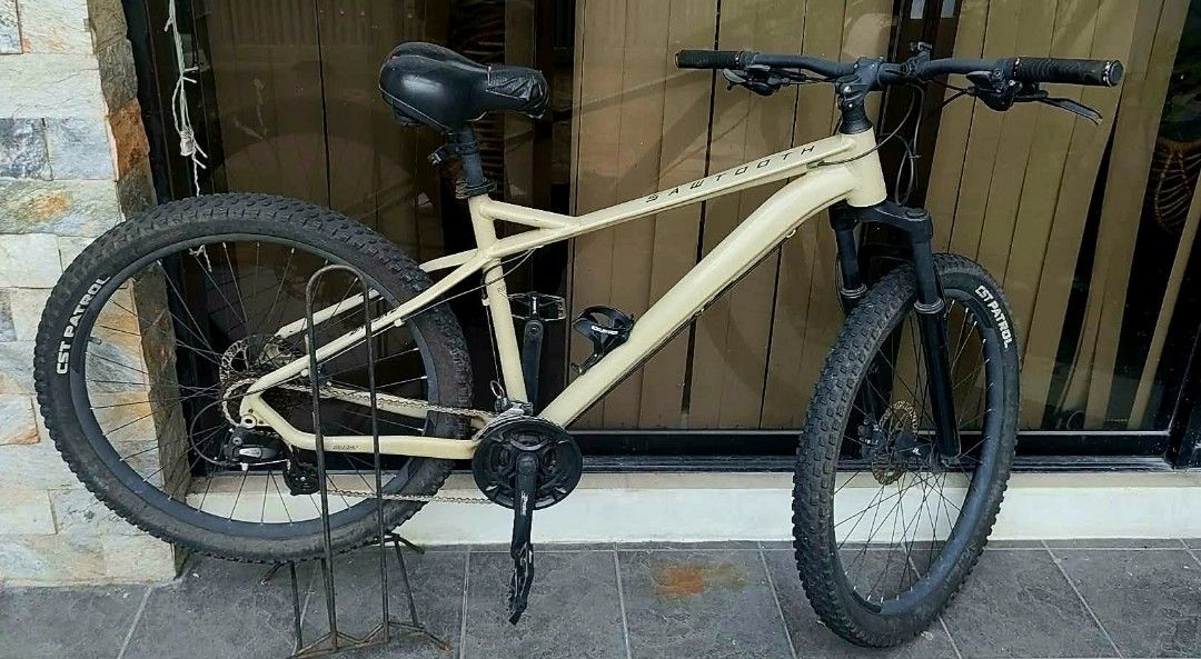 SAWTOOTH BIKE (Category: Bicycles) located in Quezon City. Submitted by lucky72710 (Listing ID 1467407018, Image 2). Description: ‼️FOR SALE‼️ SAWTOOTH BIKE FREE 2 GULONG LOCATION NOVALICHES QC.