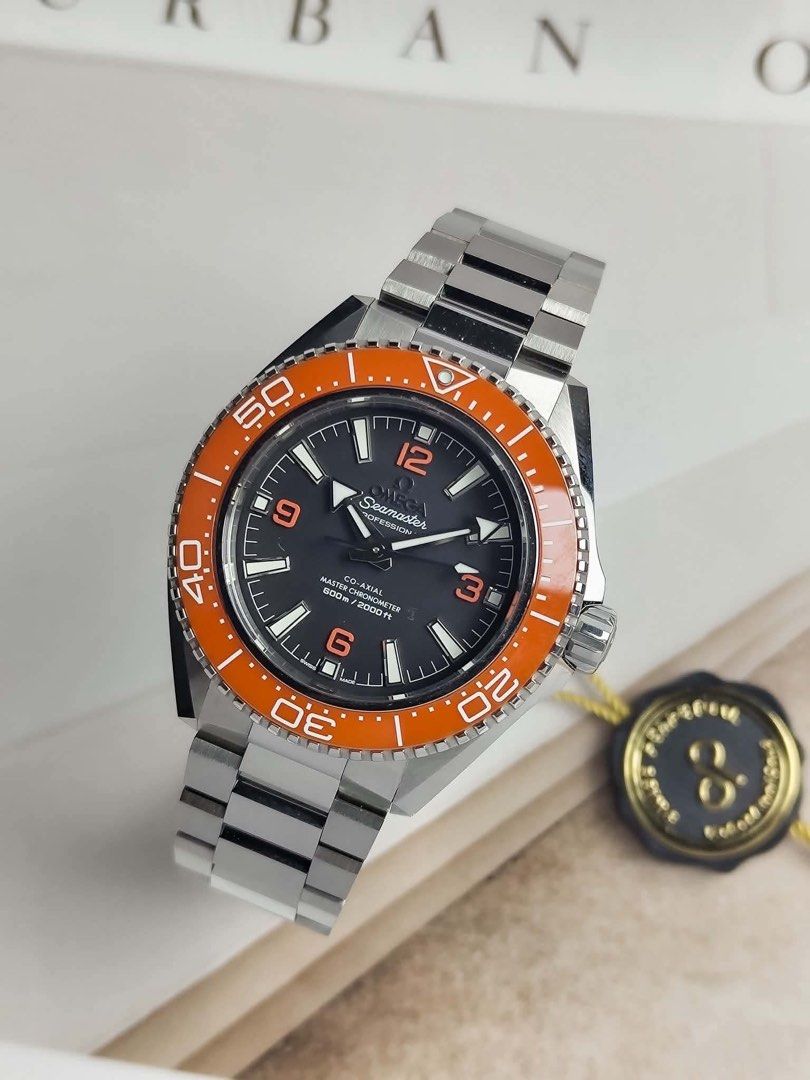 Seamaster Planet Ocean 600m (Category: Men's Watches) located in Makati City. Submitted by swissperpetual (Listing ID 1467397363, Image 3). Description: Omega Seamaster Planet Ocean 600m 217.30.42.21.01.003 Black Dial Orange Bezel 42mm 2025 Complete Set Condition: 9/10 (Excellent condition) Price: P468,000 Negotiable 🤝 7 Day Moneyback Guarantee 🧑‍🔧 1 Year SP Service Warranty 💱 Trades Offers and Pre-orders Accepted 💳 Credit Card Options Avail